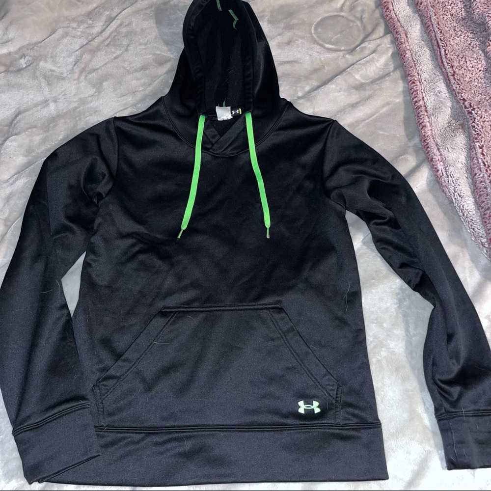 Under Armour sweatshirt